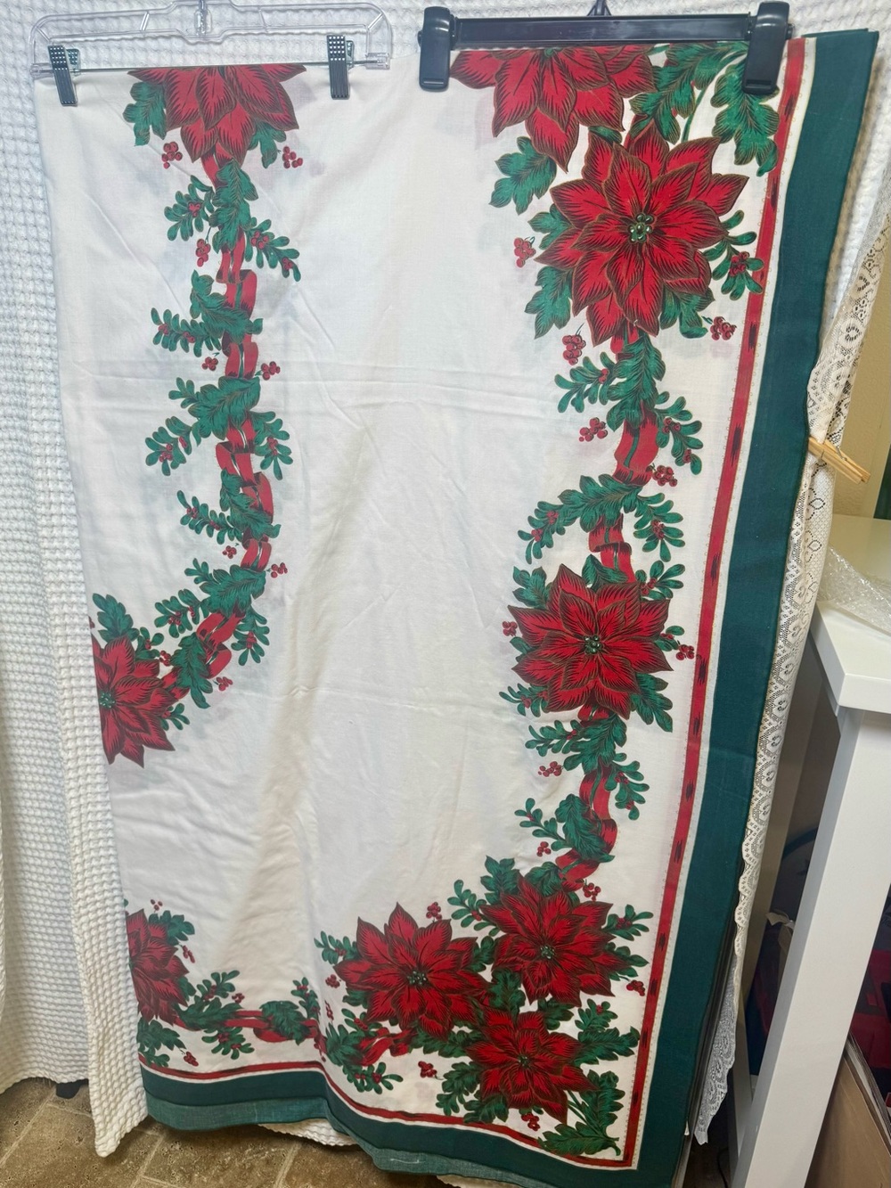 Vintage Lenox Christmas Tablecloth 60x100 Large Rectangular Pointsetta- Cotton
